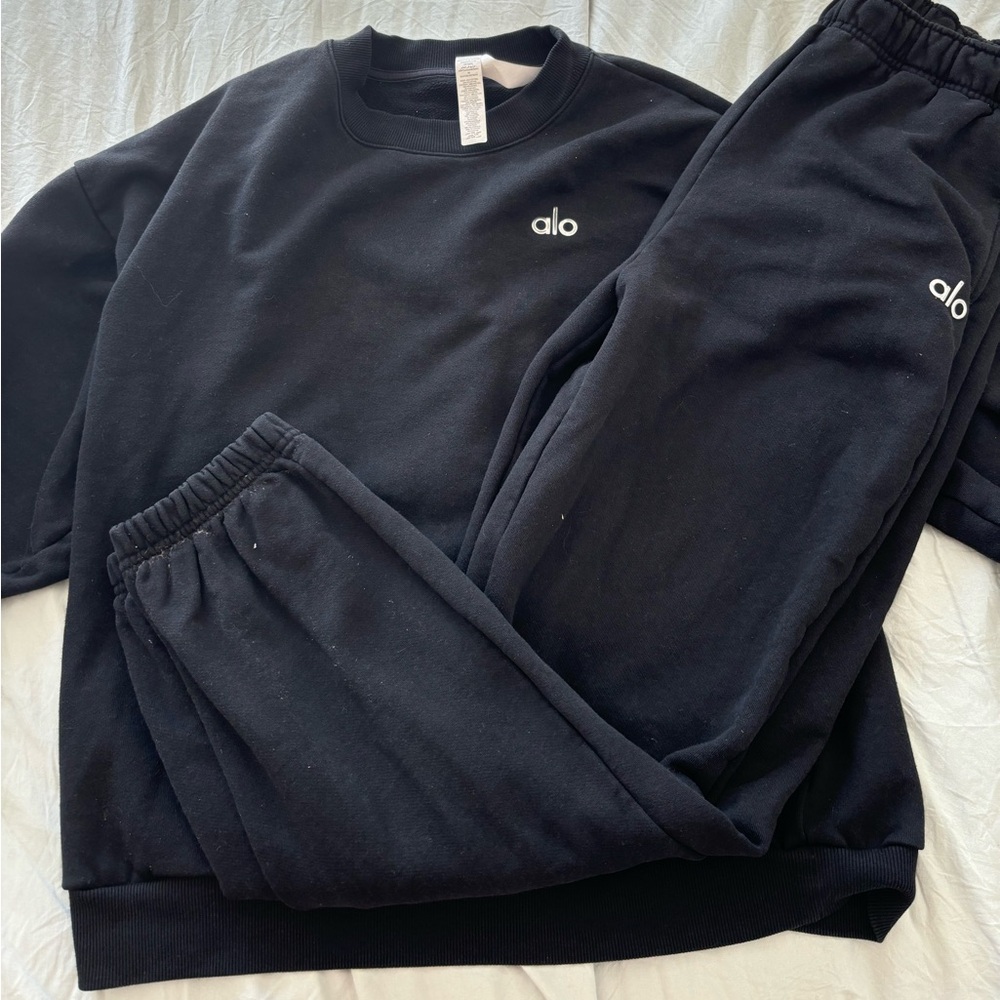 Alo Accolade Sweatsuit - Black